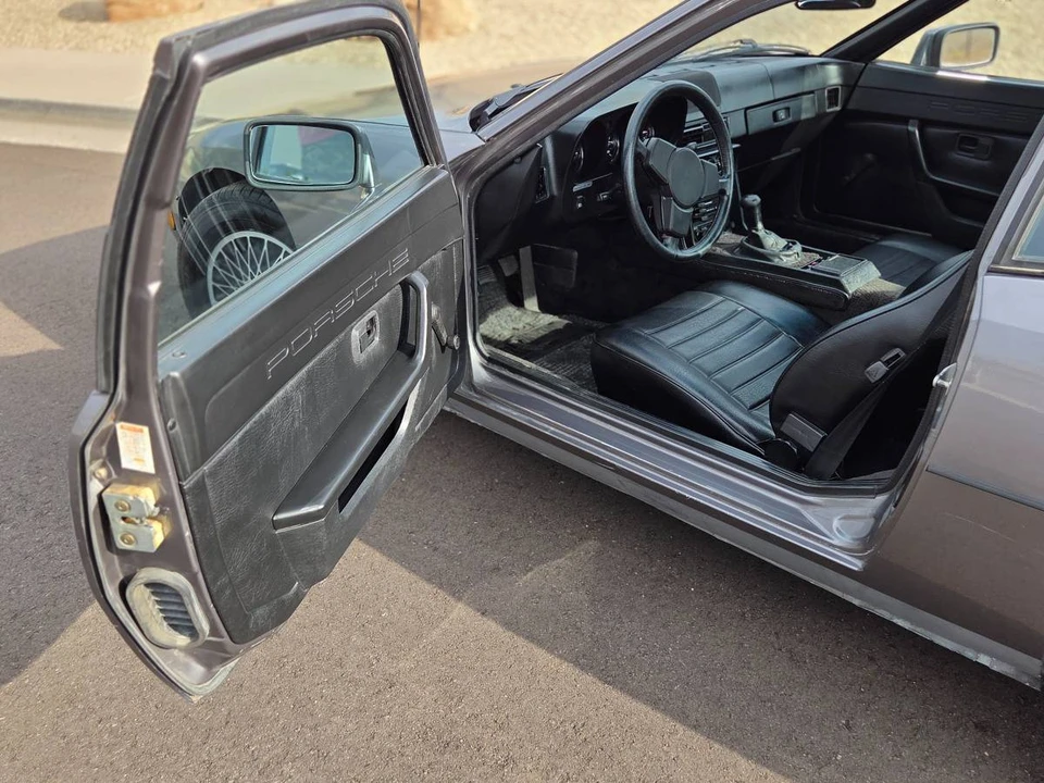 1981 Porsche 924 - Image 10 of 19