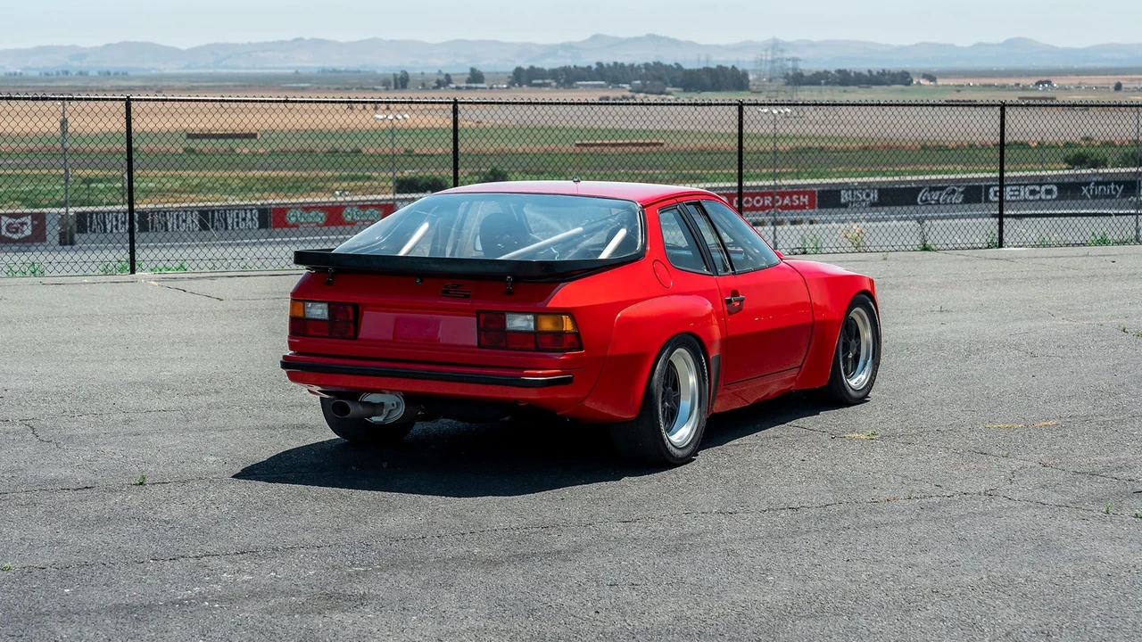 1981 Porsche 924 Carrera GT - Image 13 of 31
