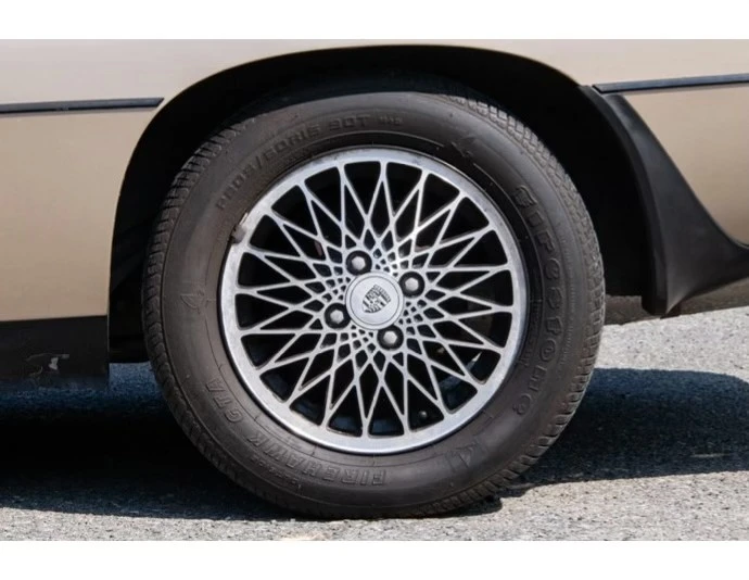 1981 Porsche 924 - Image 2 of 9