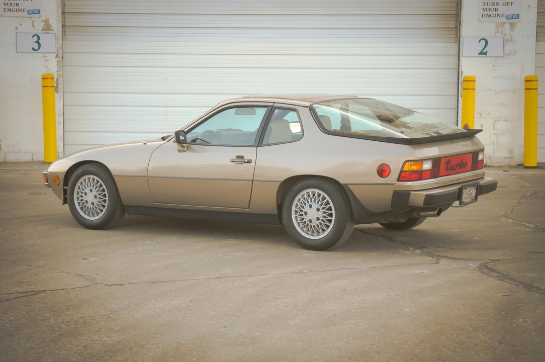 1981 Porsche 924 Turbo - Image 12 of 31