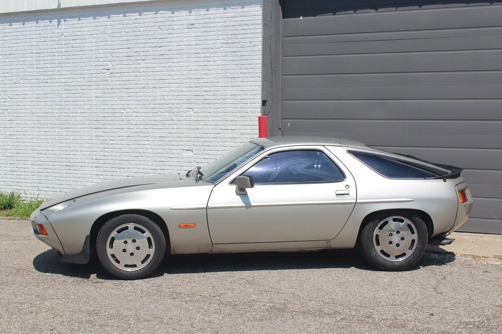 1981 Porsche 928 - Image 11 of 31