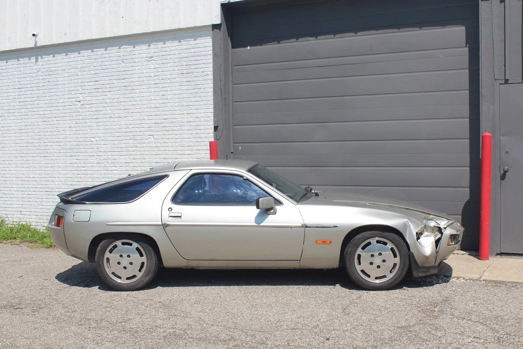 1981 Porsche 928 - Image 10 of 31