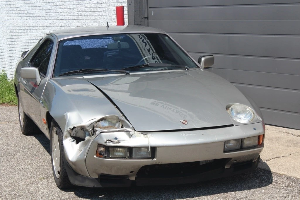 1981 Porsche 928 - Image 2 of 31