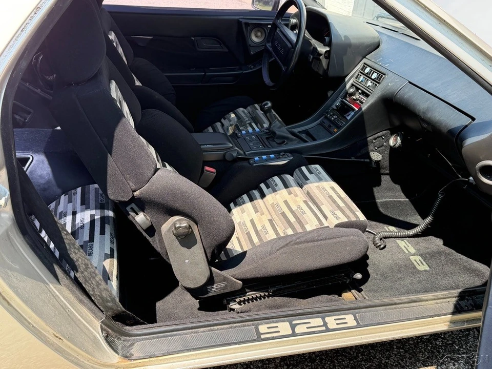 1981 Porsche 928 - Image 15 of 31