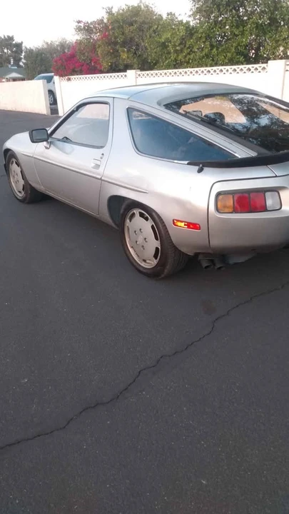 1981 Porsche 928 - Image 6 of 10