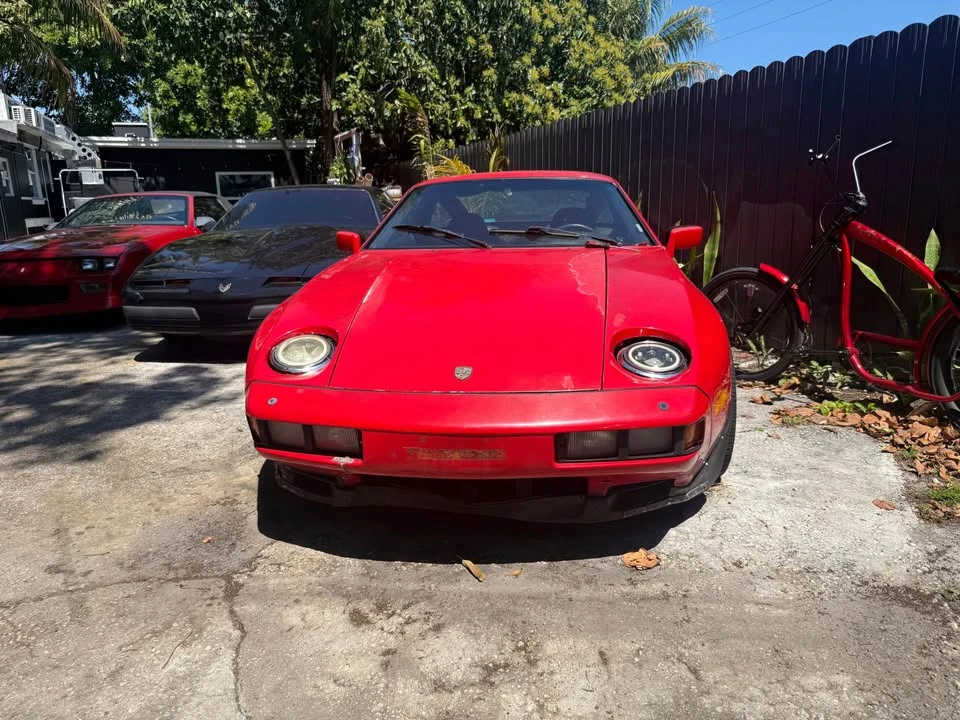 1981 Porsche 928 - Image 4 of 9
