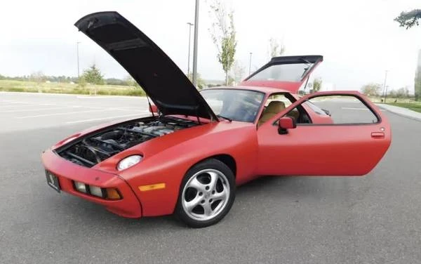 1981 Porsche 928 - Image 5 of 12
