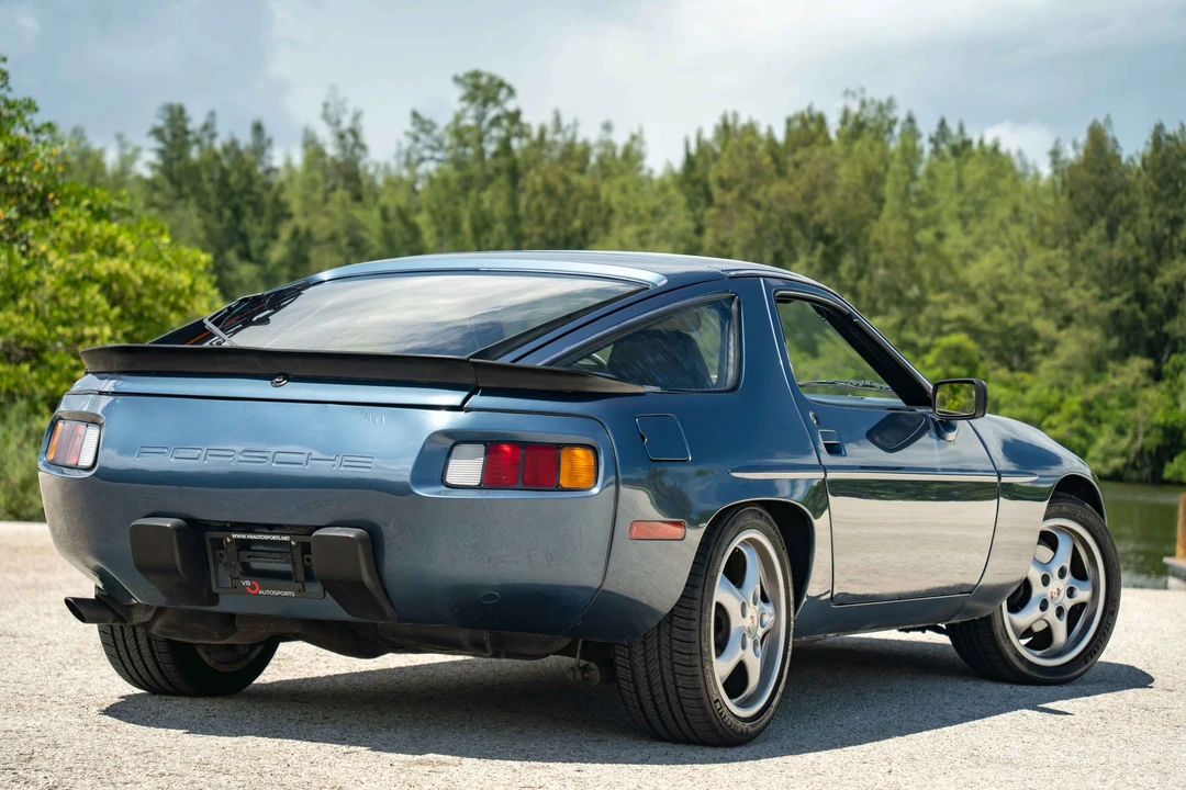 1981 Porsche 928 - Image 8 of 31