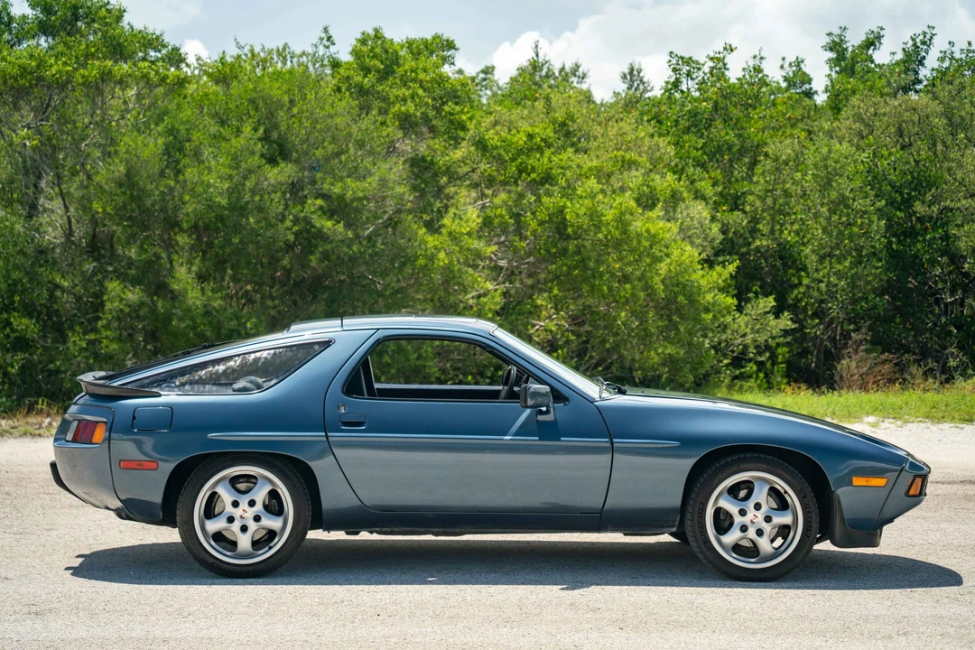 1981 Porsche 928 - Image 5 of 31