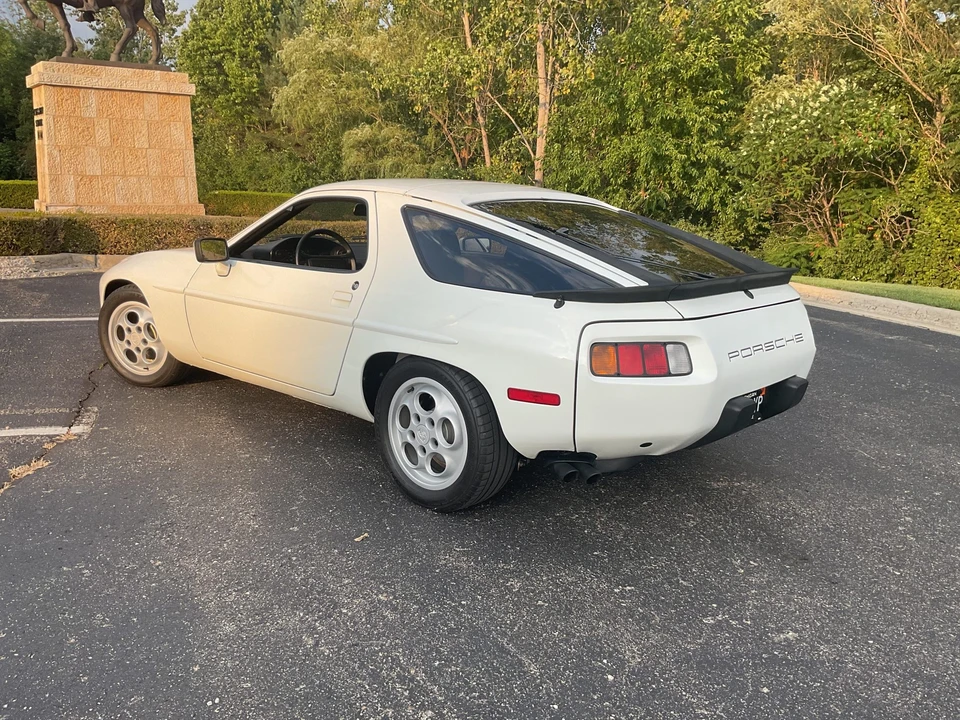 1981 Porsche 928 - Image 26 of 31