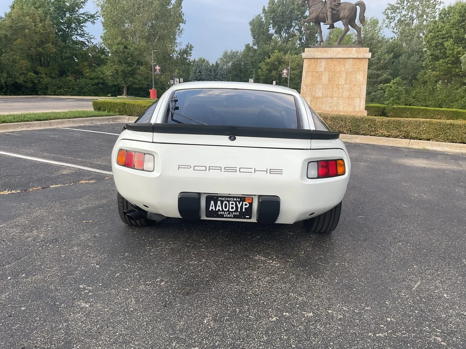 1981 Porsche 928 - Image 21 of 31