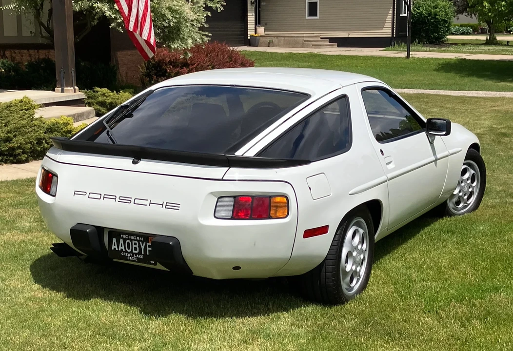 1981 Porsche 928 - Image 15 of 31