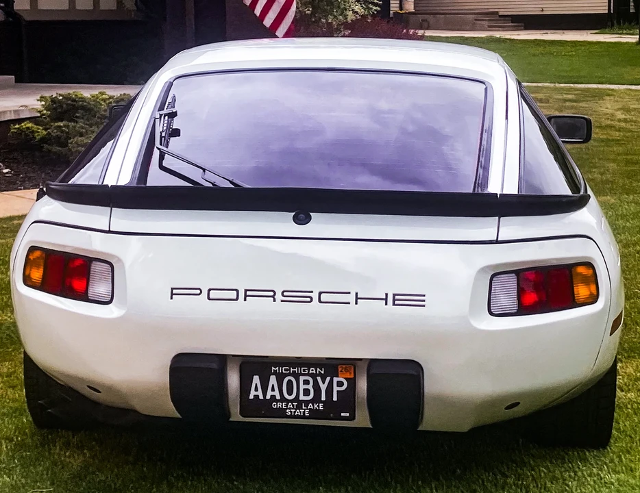 1981 Porsche 928 - Image 11 of 31