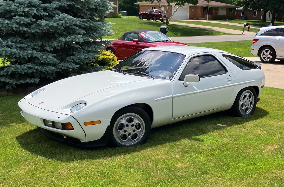 1981 Porsche 928 - Image 29 of 31