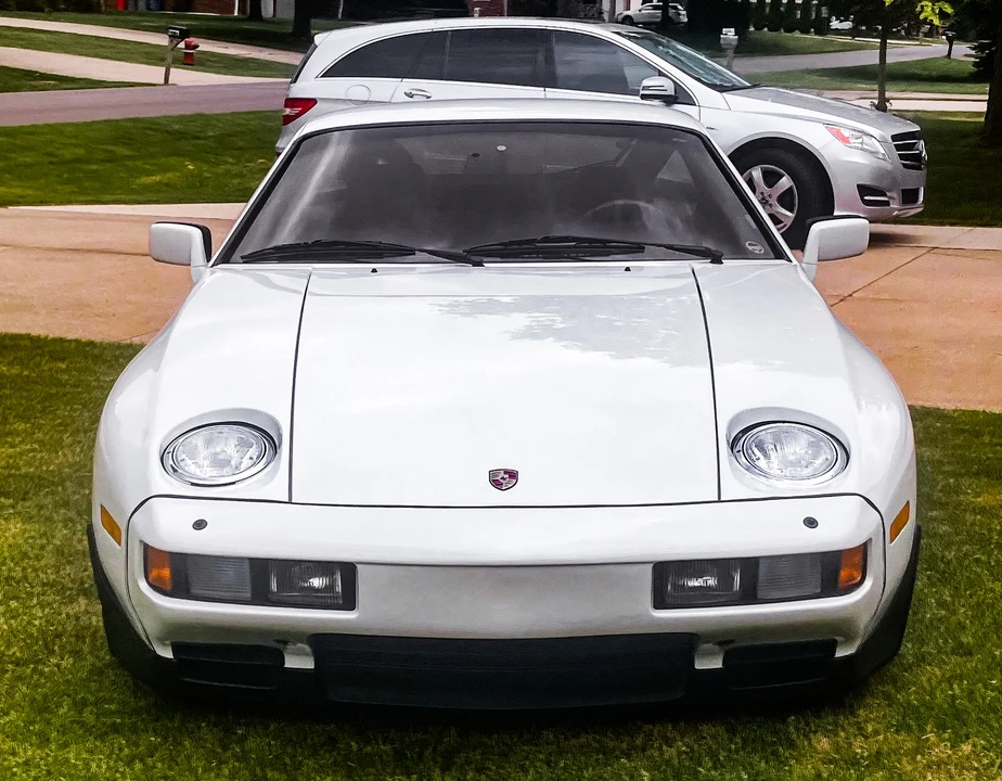 1981 Porsche 928 - Image 25 of 31