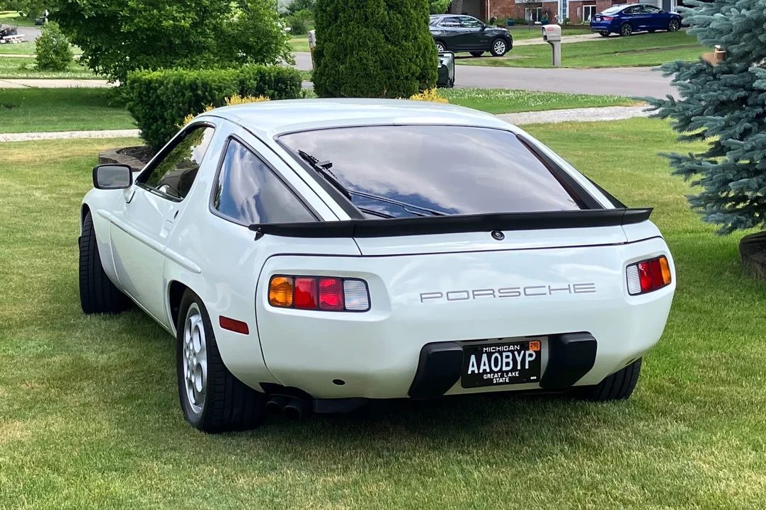 1981 Porsche 928 - Image 9 of 31