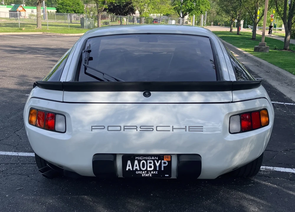 1981 Porsche 928 - Image 10 of 31