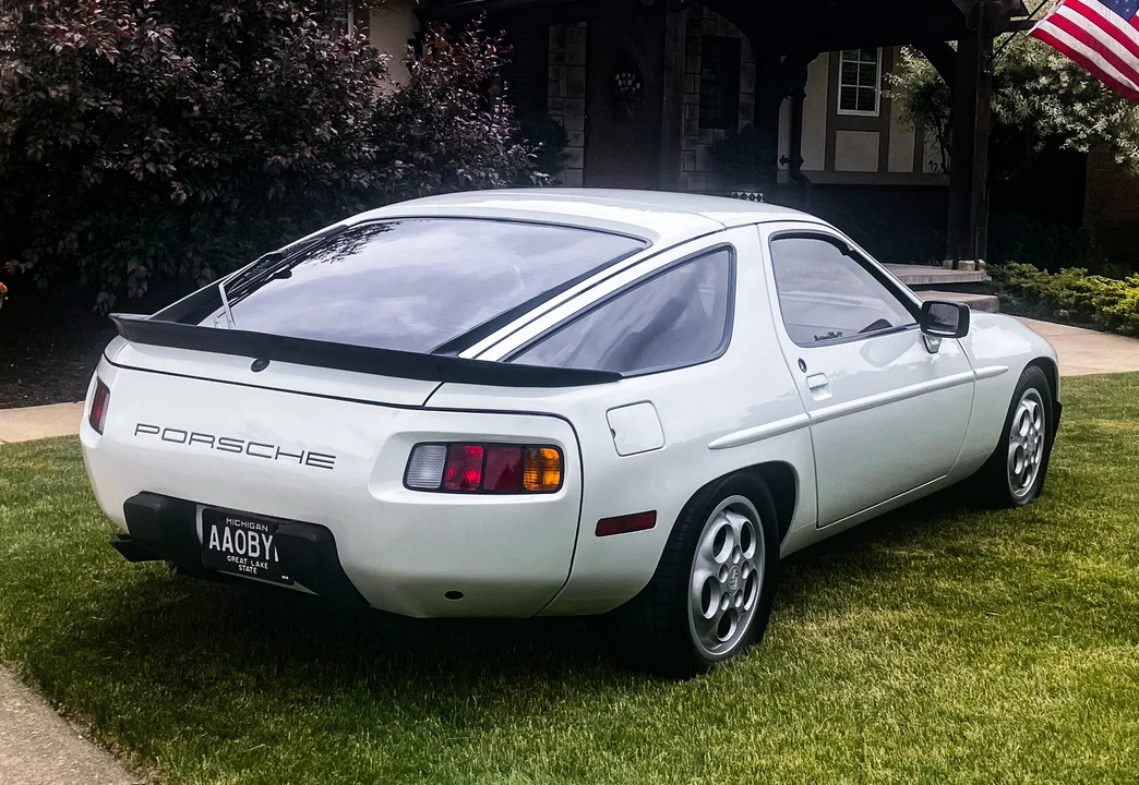 1981 Porsche 928 - Image 16 of 31
