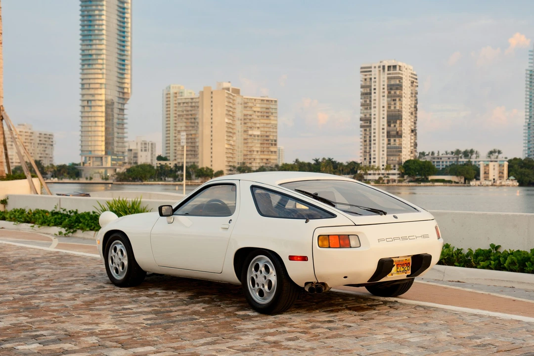 1981 Porsche 928 - Image 26 of 31