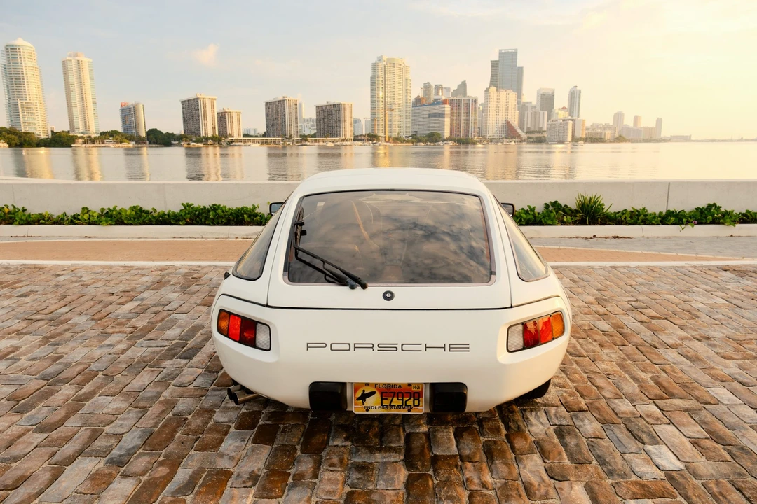 1981 Porsche 928 - Image 11 of 31