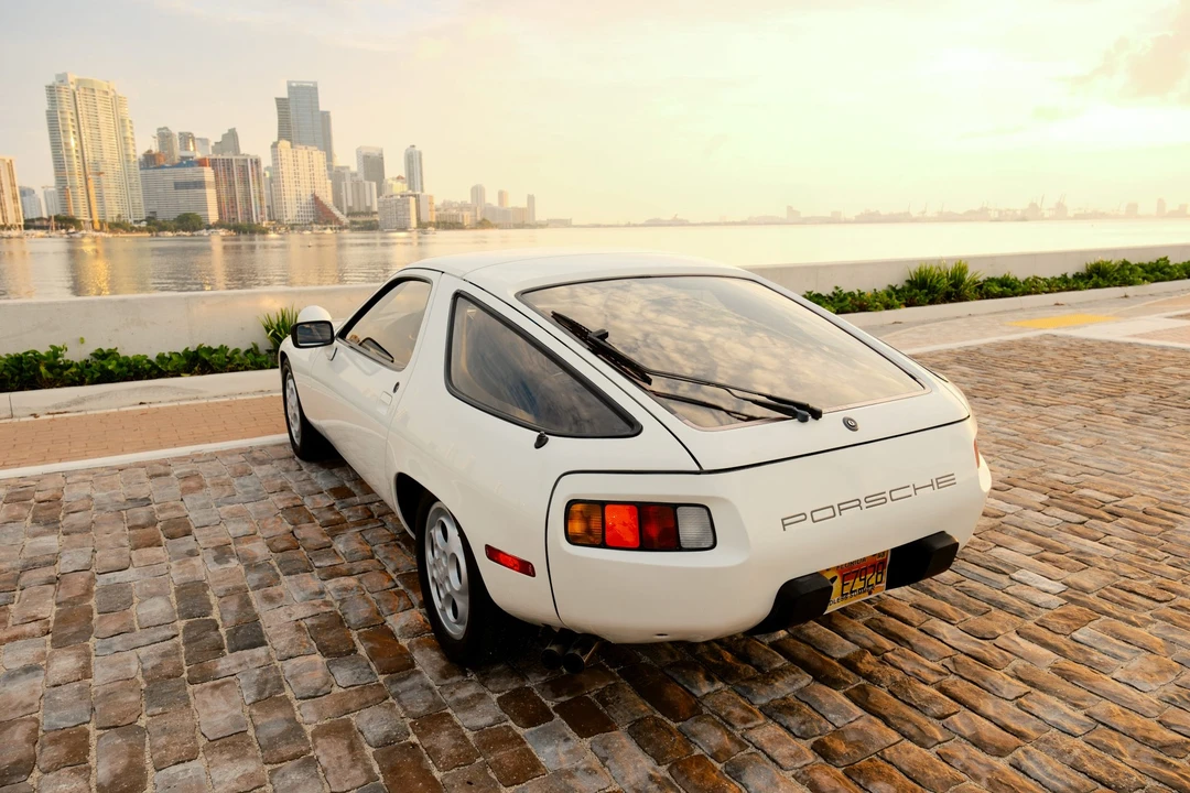 1981 Porsche 928 - Image 9 of 31