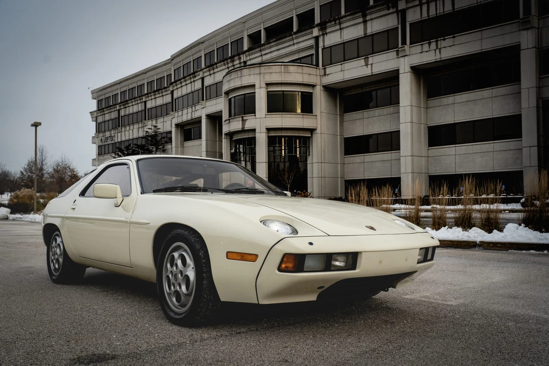 1981 Porsche 928 - Image 2 of 31