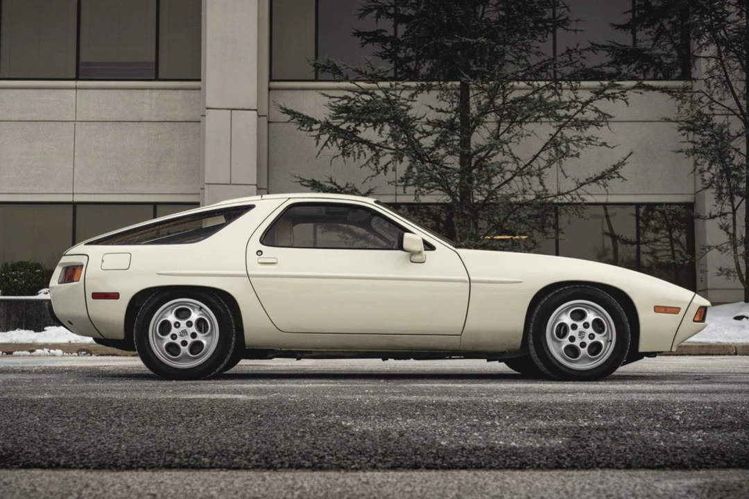 1981 Porsche 928 - Image 4 of 31