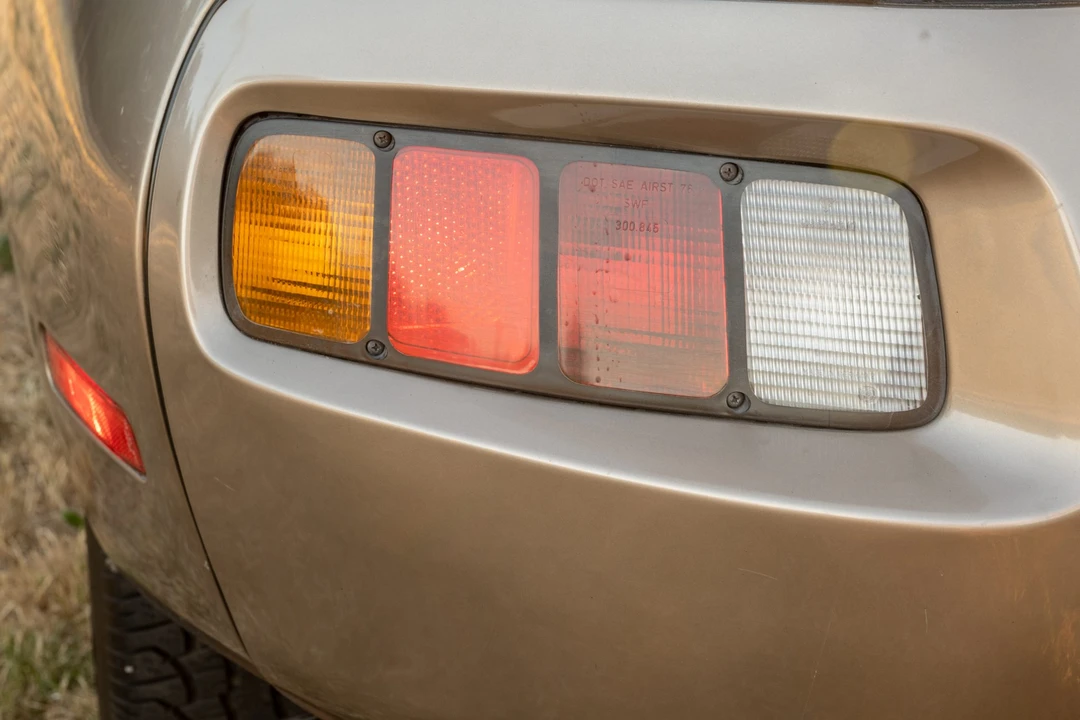 1981 Porsche 928 - Image 22 of 31