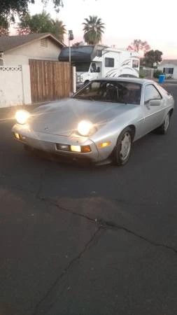 1981 Porsche 928 - Image 2 of 11