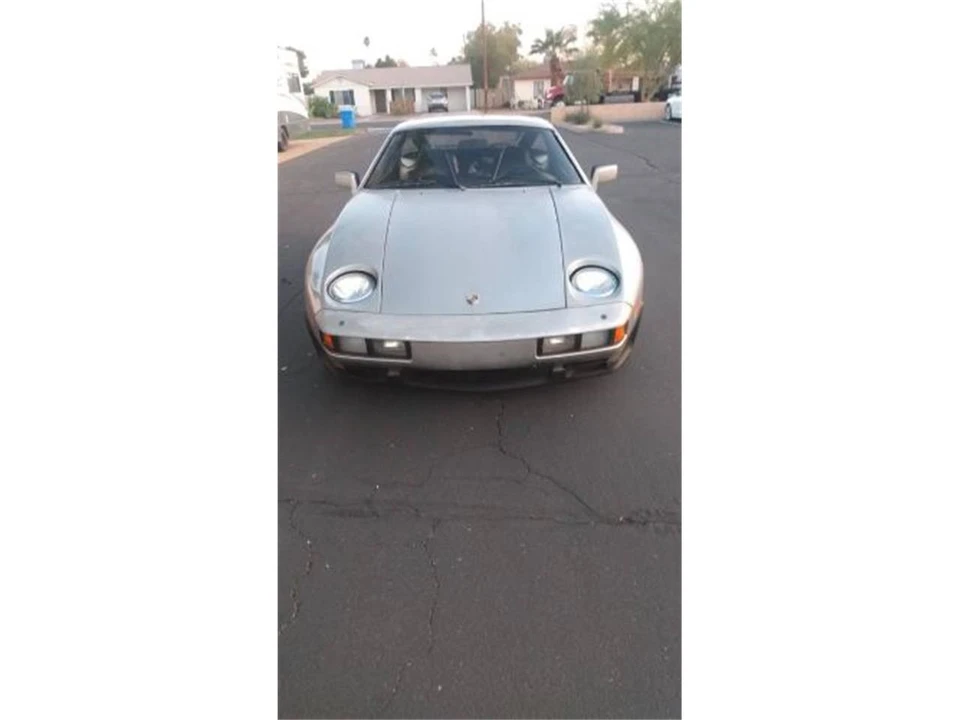 1981 Porsche 928 - Image 2 of 12