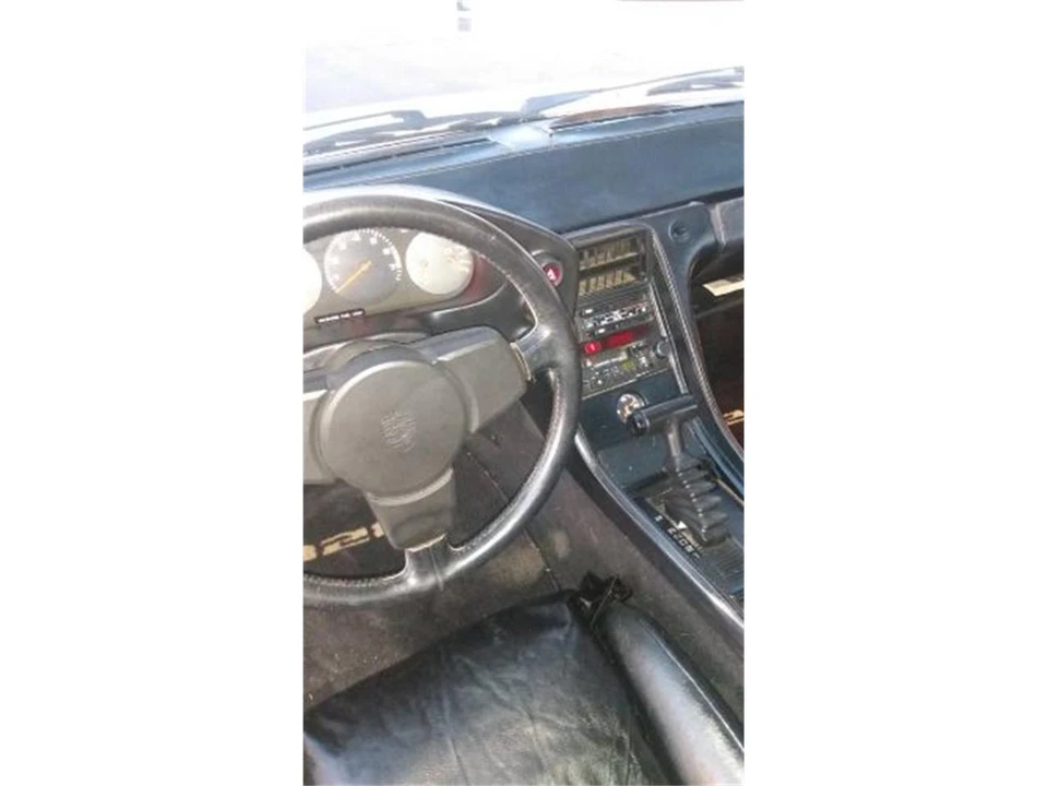1981 Porsche 928 - Image 4 of 12