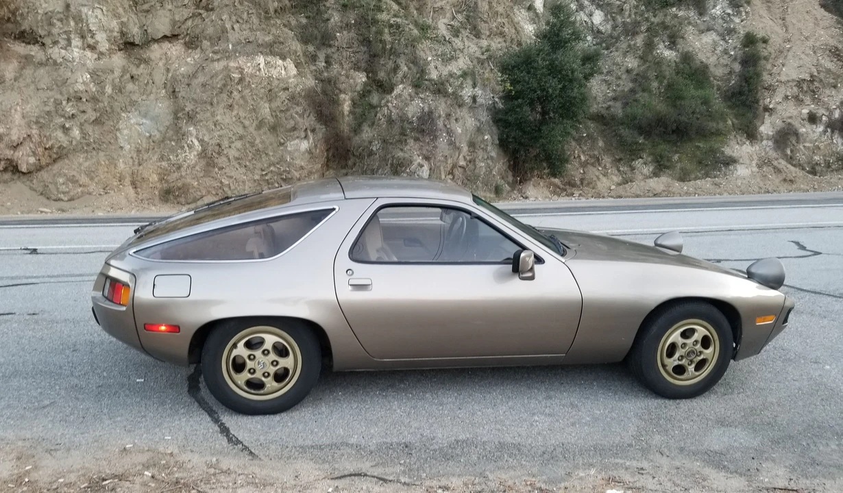 1981 Porsche 928 - Image 3 of 20