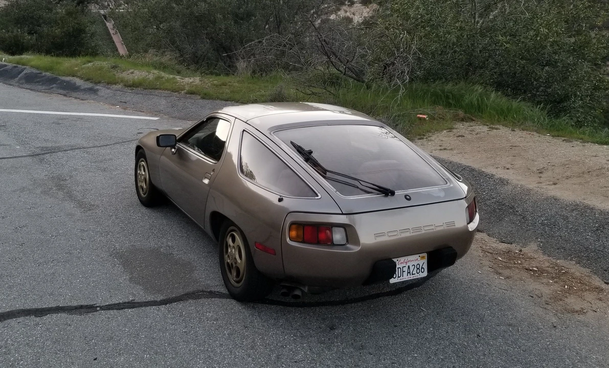 1981 Porsche 928 - Image 7 of 20