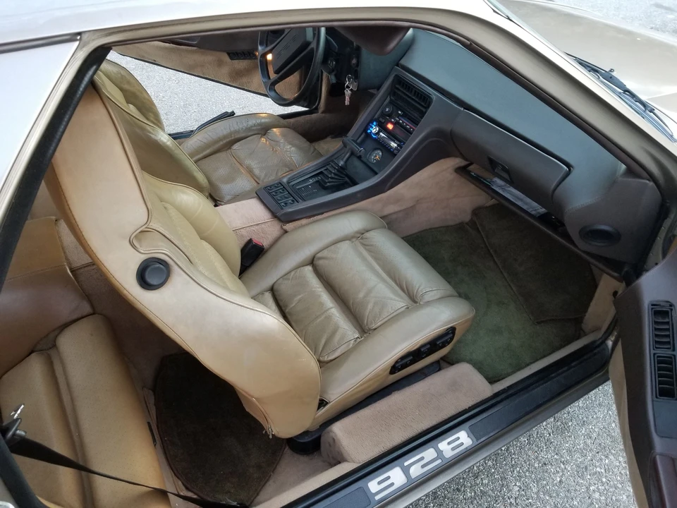 1981 Porsche 928 - Image 13 of 20