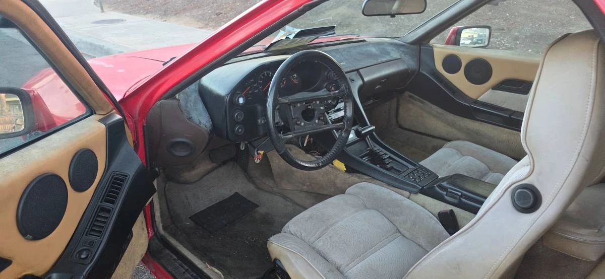 1981 Porsche 928 - Image 3 of 10