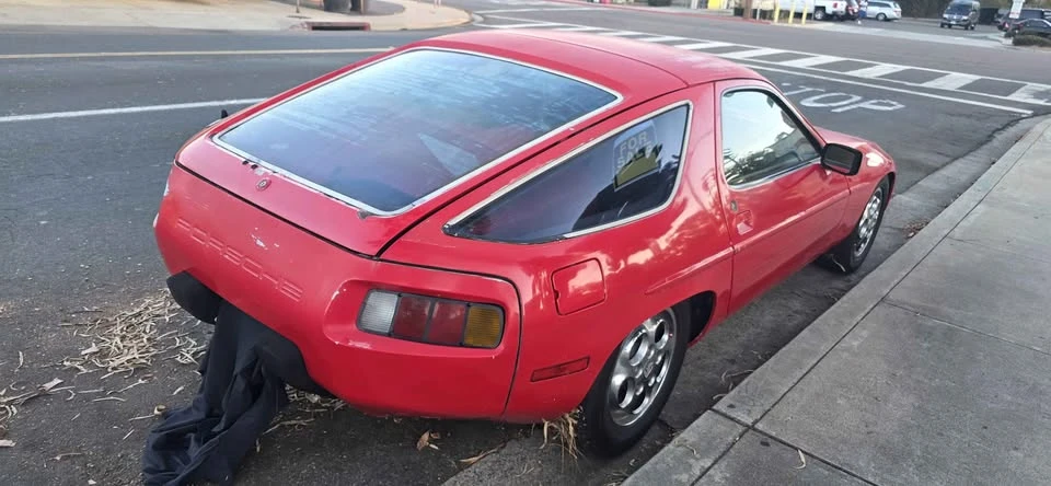 1981 Porsche 928 - Image 9 of 10