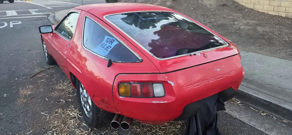 1981 Porsche 928 - Image 8 of 10