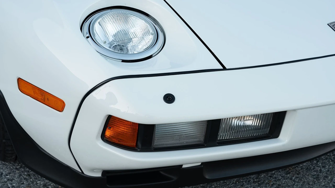1981 Porsche 928 - Image 24 of 31