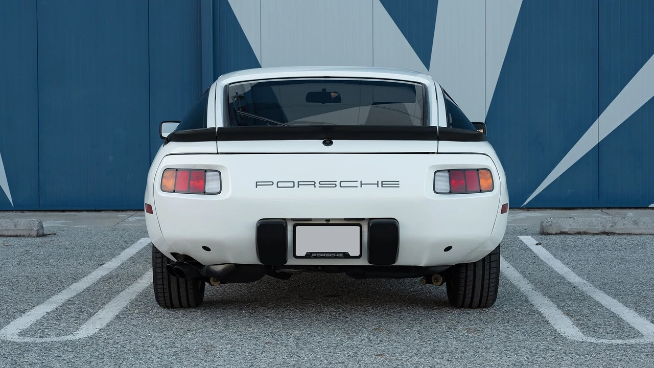 1981 Porsche 928 - Image 3 of 31