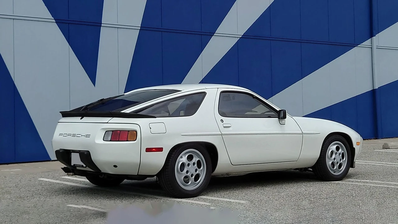 1981 Porsche 928 - Image 18 of 31