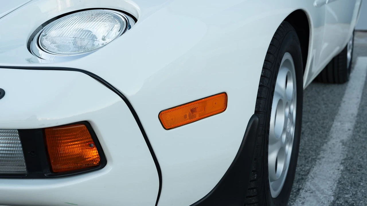 1981 Porsche 928 - Image 26 of 31