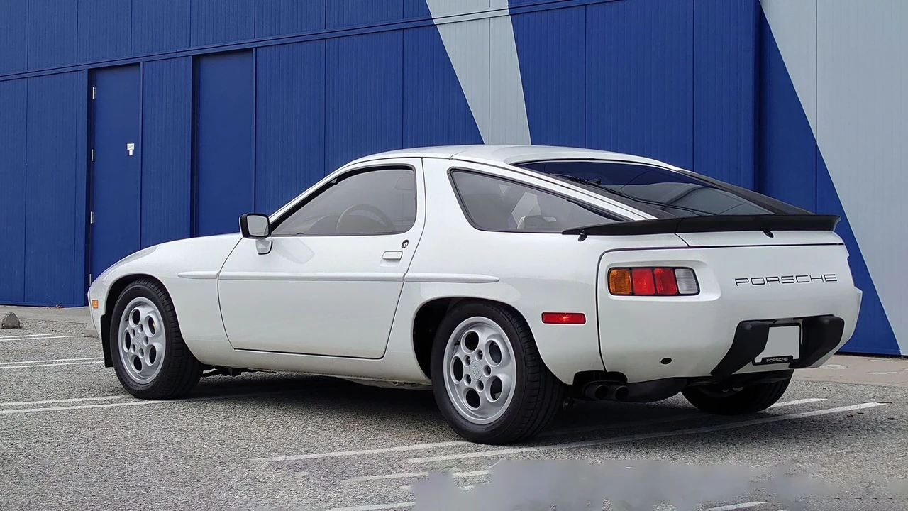 1981 Porsche 928 - Image 16 of 31