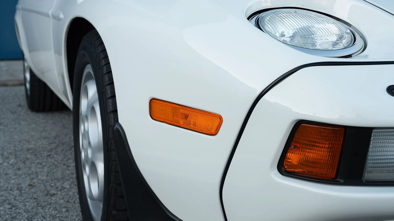 1981 Porsche 928 - Image 25 of 31
