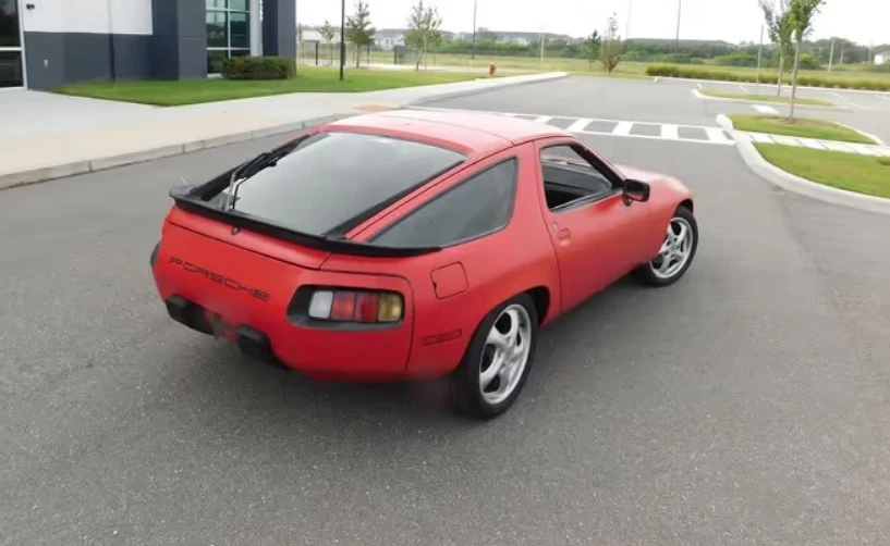 1981 Porsche 928 - Image 4 of 13