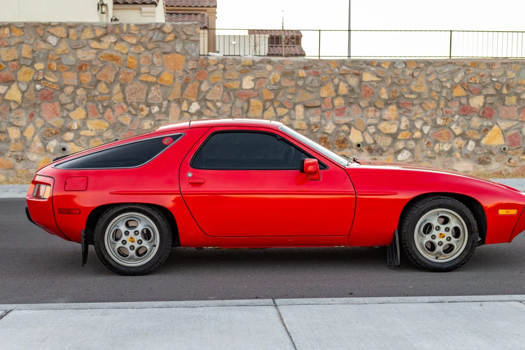 1981 Porsche 928 - Image 12 of 31