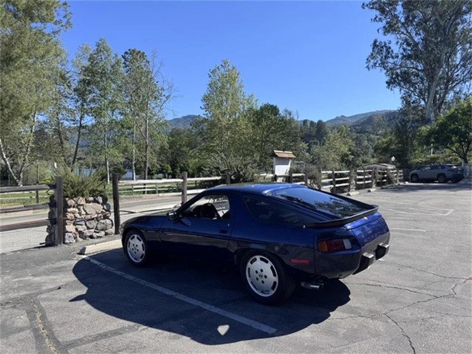1981 Porsche 928 - Image 30 of 31