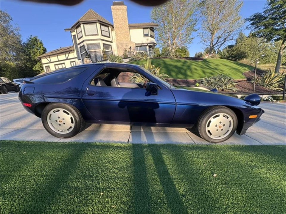 1981 Porsche 928 - Image 26 of 31