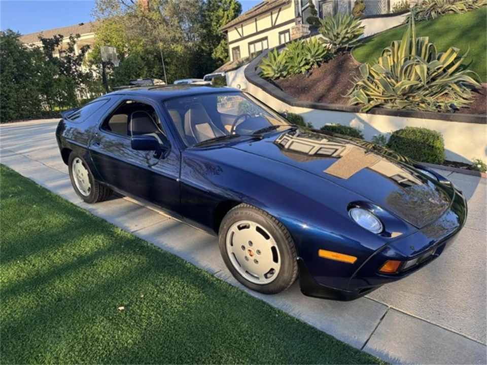 1981 Porsche 928 - Image 24 of 31