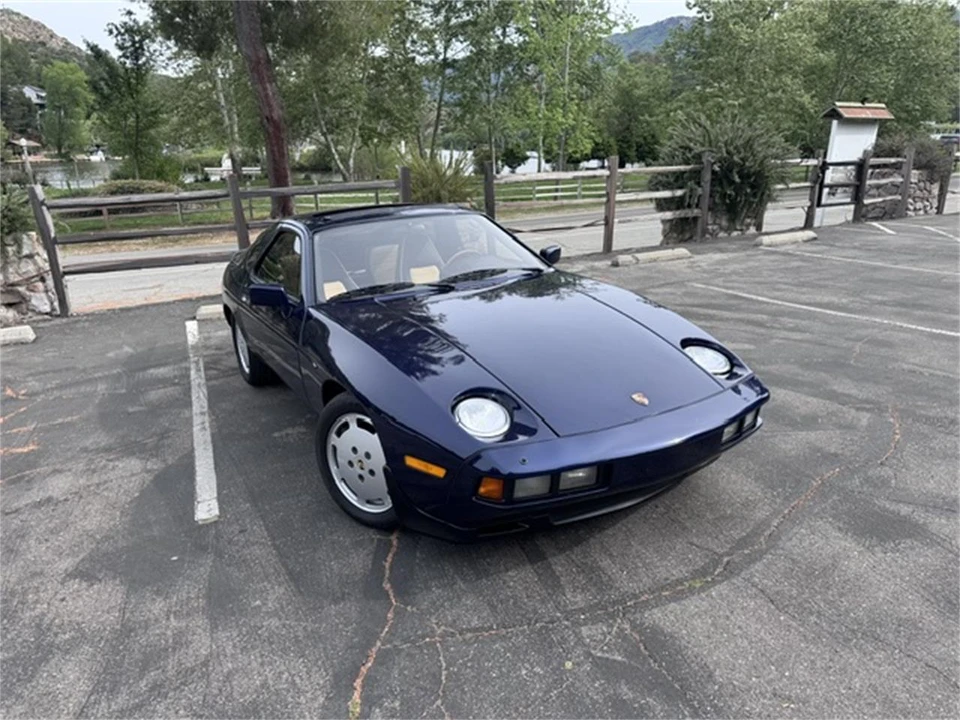 1981 Porsche 928 - Image 10 of 31