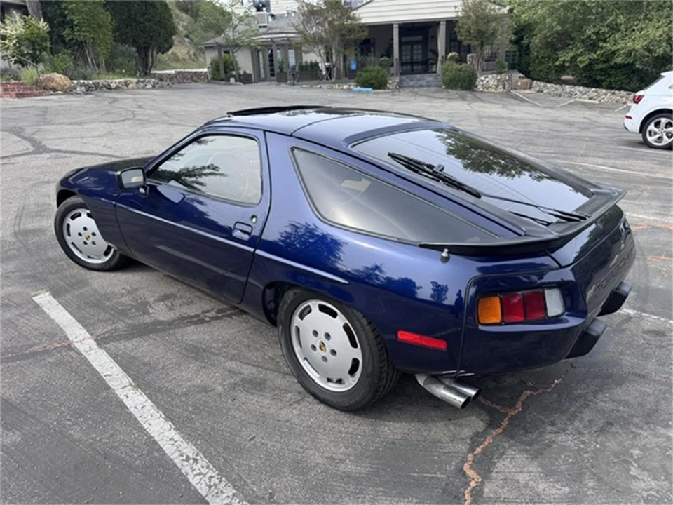 1981 Porsche 928 - Image 18 of 31